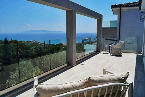 Ligarion Aroma Villas View Resort