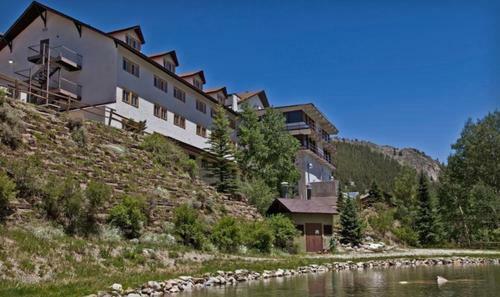 Hotel Monarch Mountain Lodge