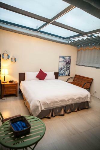 My Starry Bed And Breakfast