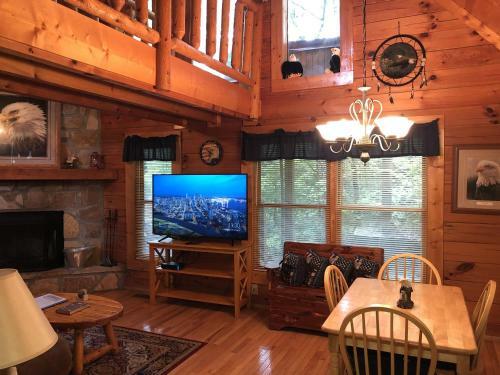Eagles Ridge Cabin