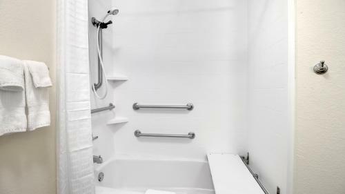 Candlewood Suites Waco, An Ihg Hotel
