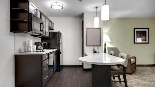Candlewood Suites Waco, An Ihg Hotel