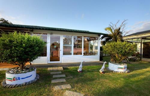 Bed & Breakfast Lanhai Inn