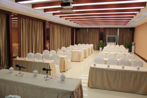 Starway Hotel Kunshan Middle Qianjin Road