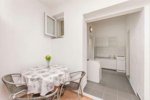 Hostal Apartments Perica