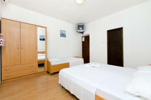 Hostal Apartments Perica