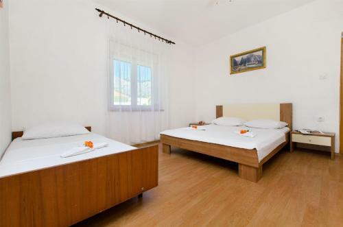 Hostal Apartments Perica