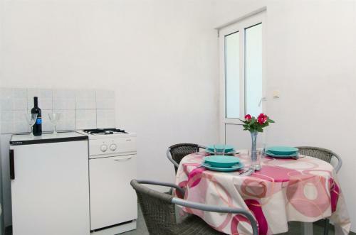 Hostal Apartments Perica