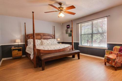Legacy Hideaway
