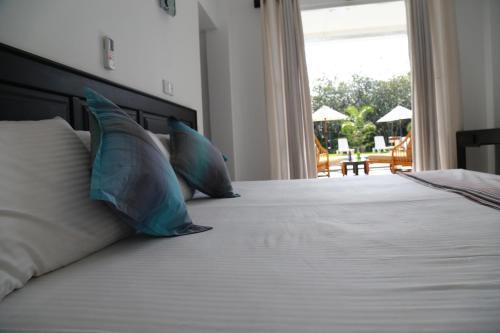 Hikka Nature Villa