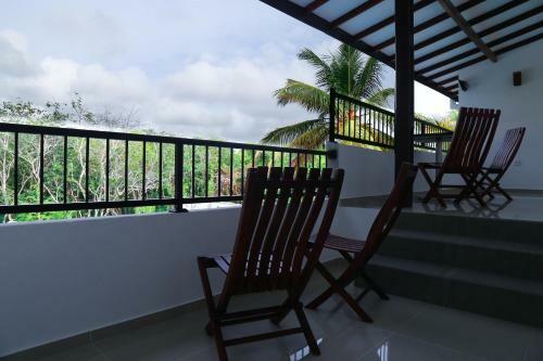 Hikka Nature Villa