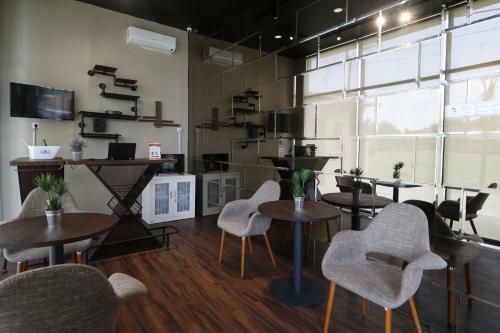 Hostal Reddoorz Plus Near Universitas Sumatera Utara