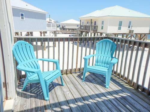 049 Beach Comber
