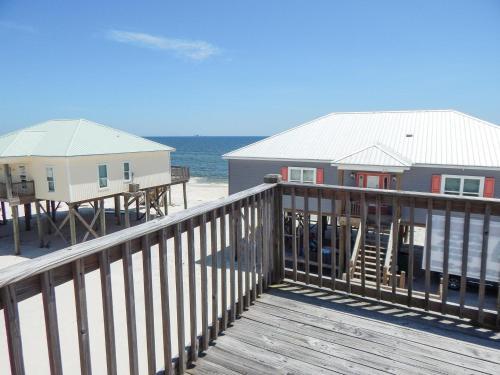 049 Beach Comber