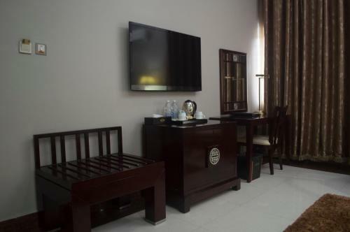 Hotel Grandbee Suites