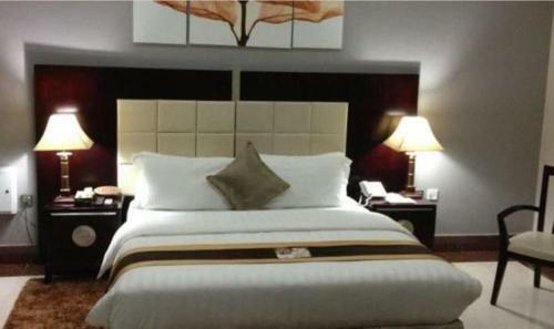 Hotel Grandbee Suites