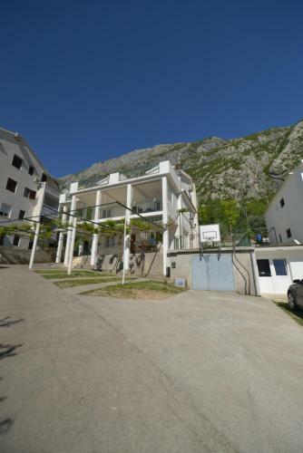 Apartments Delac