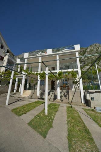 Apartments Delac