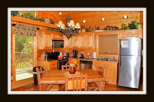 Rocky Top Rendez Cabin