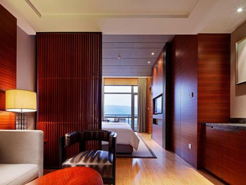 Hotel Jinling Resort Tianquan Lake