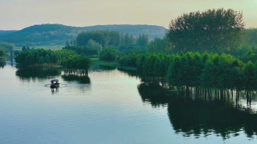 Hotel Jinling Resort Tianquan Lake