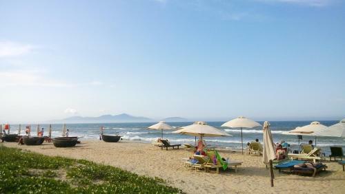Bed & Breakfast An Bang Beach Town Homestay