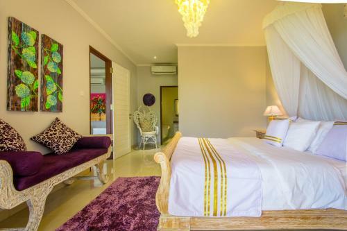 Golden Palm Villa