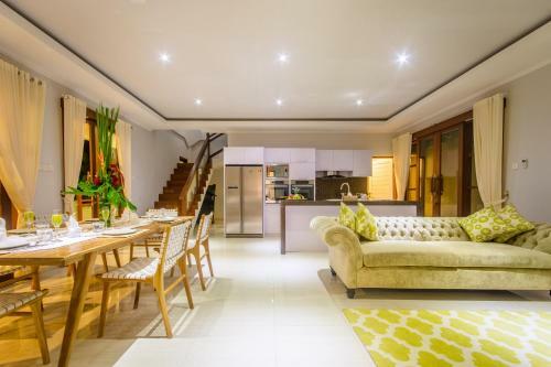 Golden Palm Villa