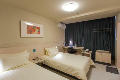 Hotel Jinjiang Inn Ulanqab Xingfu Square