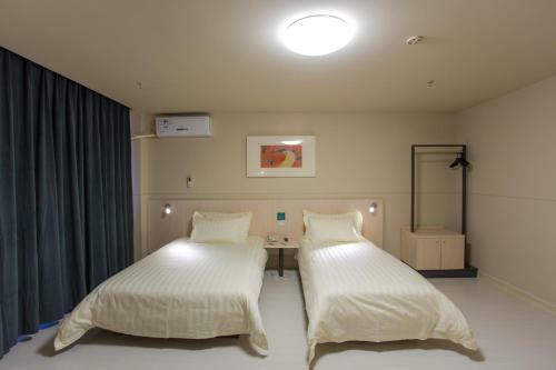 Hotel Jinjiang Inn Ulanqab Xingfu Square