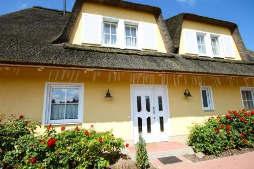 Reetdachhaus "strandhaus Sterni"