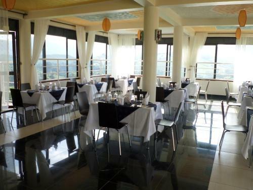 The Crested Crane Bwindi Hotel