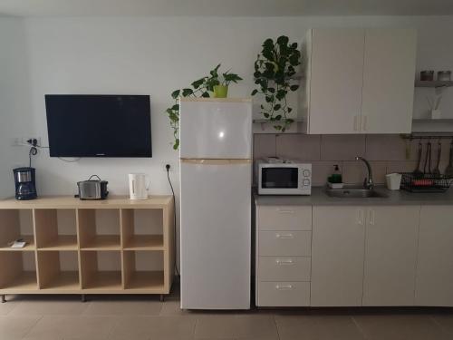 Ciw Hostel