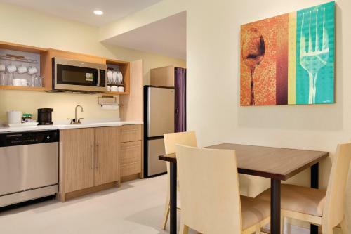 Hotel Home2 Suites By Hilton Phoenix-tempe University Research Park