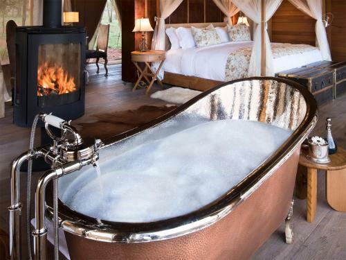 Lodge One Nature Nyaruswiga Serengeti