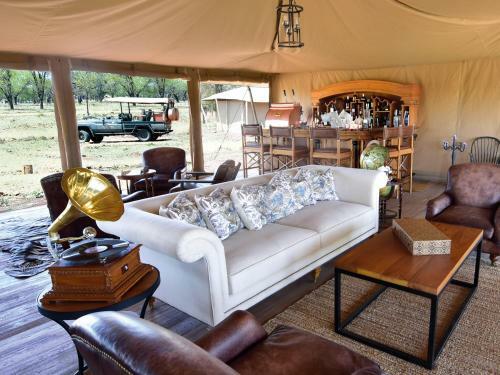 Lodge One Nature Nyaruswiga Serengeti