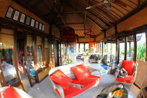 Villa Gede Batulumbang