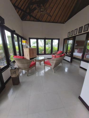 Villa Gede Batulumbang