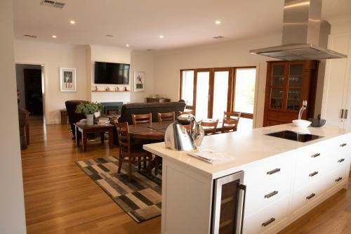 Brockenchack Vineyard Bed & Breakfast