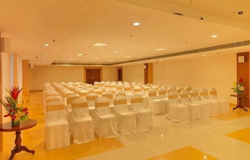 Dhanunjayas Luxury Hotel