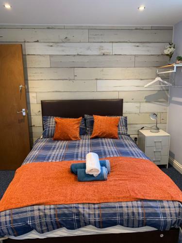 Hostal Maple Leaf Guest House