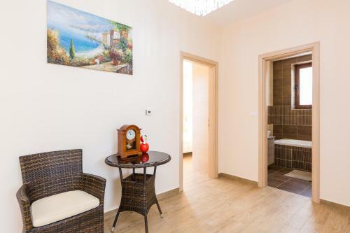 Levanda Luxury Stone Villa