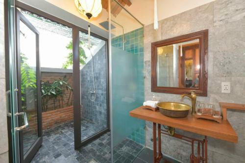 An Bang Beach Villa