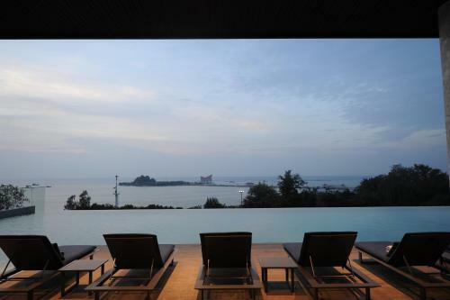 Oakwood Hotel And Residence Sri Racha