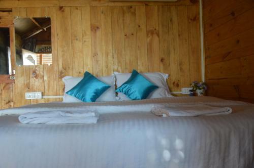 Hotel Omkar Beach Bungalow