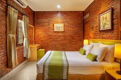 Jambuluwuk Convention Hall & Resort Puncak