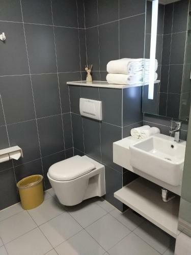 Hanting Hotel Tianjin Airport Yansha