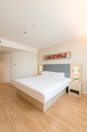 Hanting Hotel Tianjin Airport Yansha