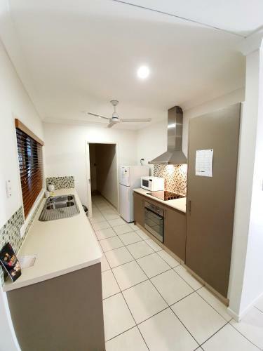 Hostal 3 Bedroom Central Home