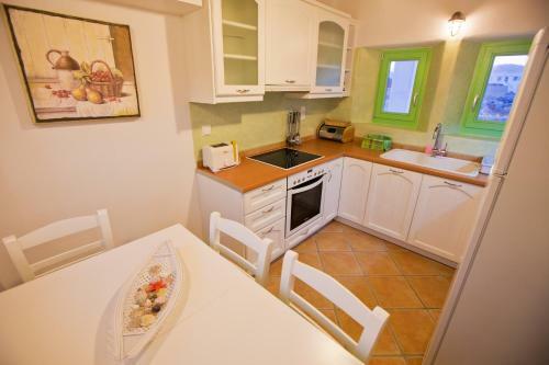 Naoussa Bay Villas